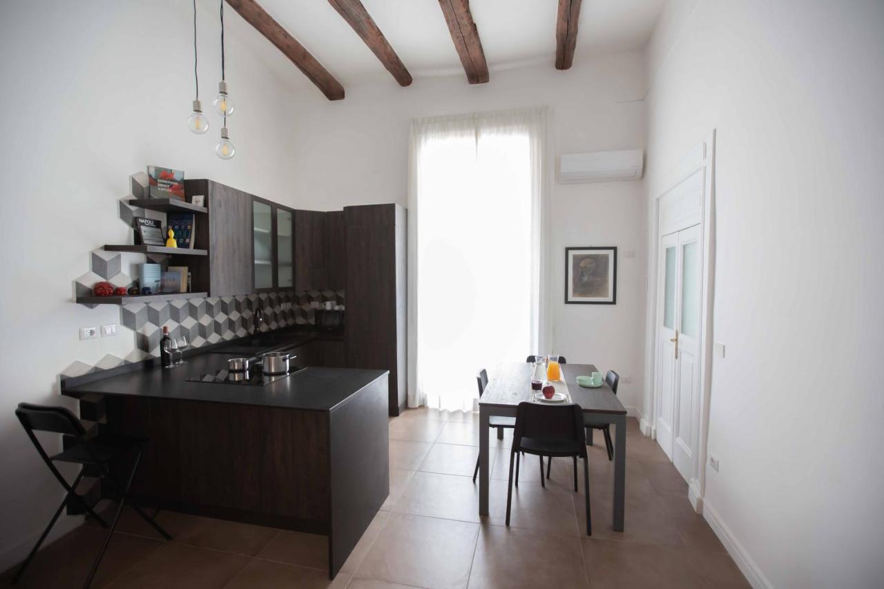 Domus Delia Luxury Apartment Naples Extérieur photo