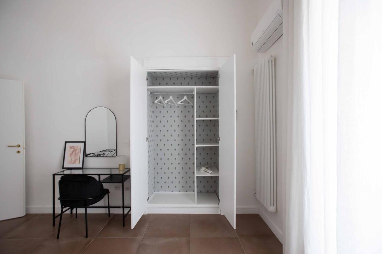 Domus Delia Luxury Apartment Naples Extérieur photo